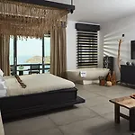 Myconian Utopia Relais & Chateaux