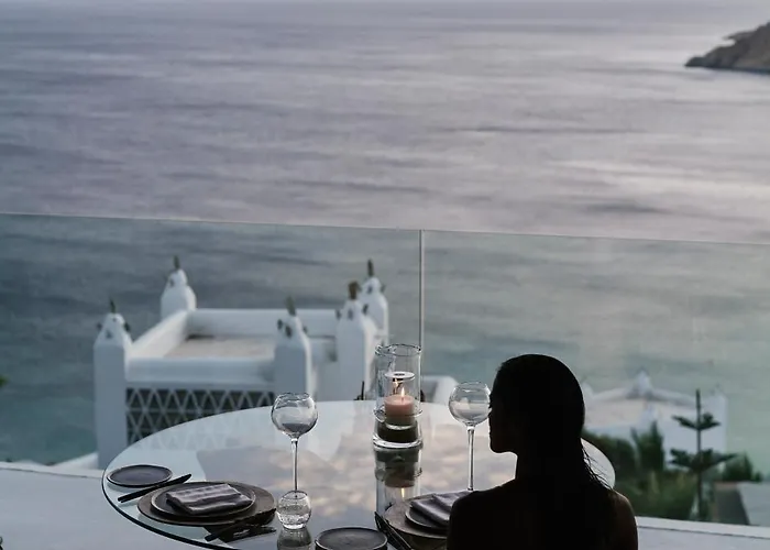 Myconian Utopia Relais & Chateaux Elia (Mykonos)