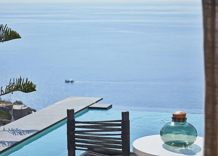 Курортный комплекс Myconian Utopia Relais & Chateaux