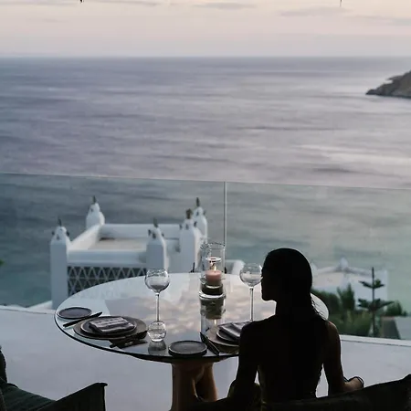 Myconian Utopia Relais & Chateaux Elia (Mykonos)