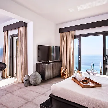 Myconian Utopia Relais & Chateaux